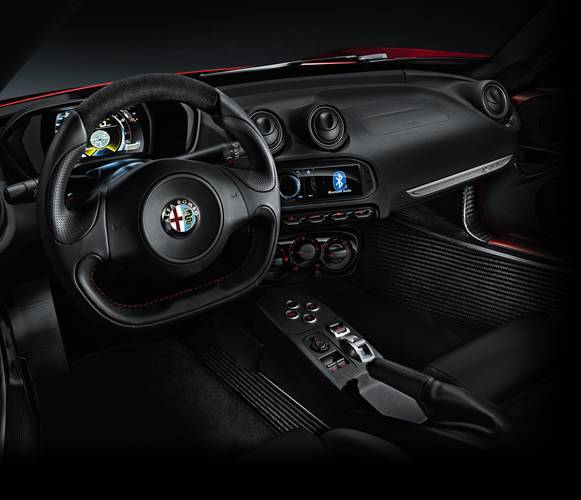 Interno di una Alfa Romeo 4C 2013