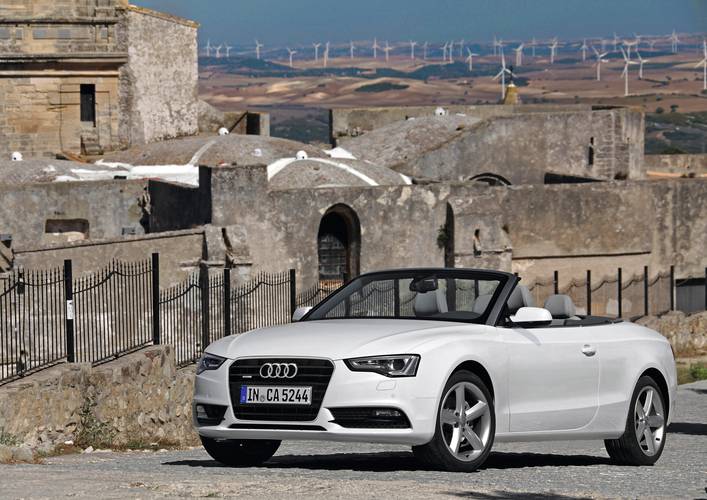 Audi A5 8T 2011 facelift kabriolet