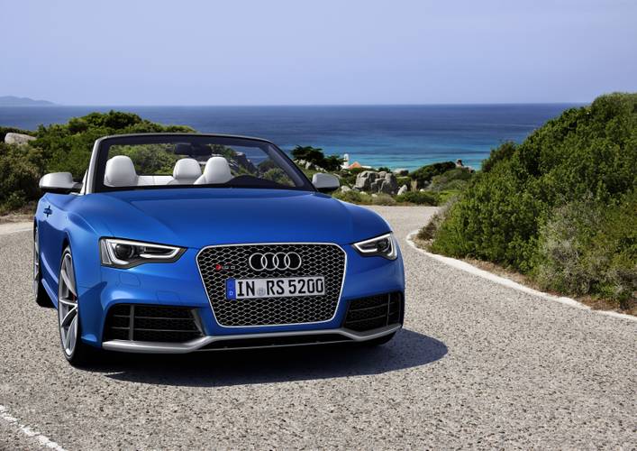 Audi RS5 8T 2011 facelift descapotable