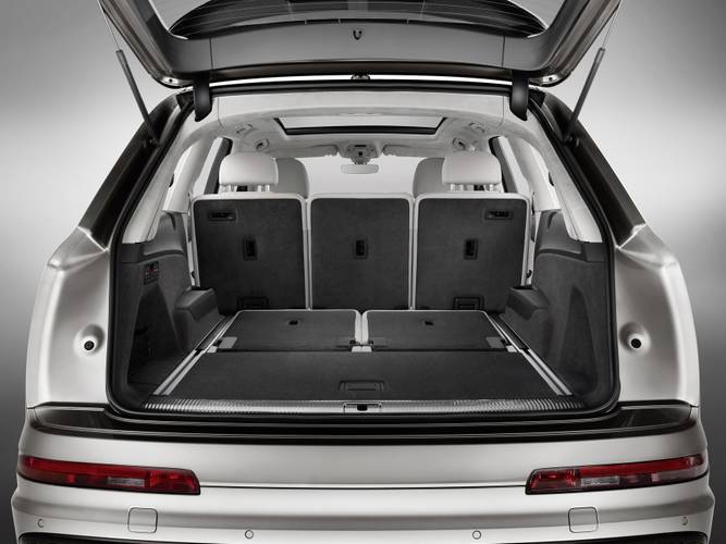 Audi Q7 4M 2015 bagageruimte tot aan voorstoelen