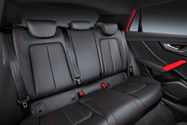 Audi Q2 2016 asientos traseros