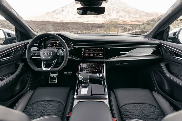 Audi RS Q8 2019 interior