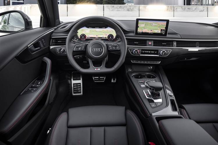 Audi A4 B9 8W Avant 2015 interiér