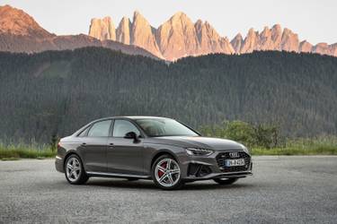 Audi A4 B9/8W 2019