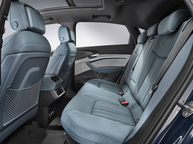 audi e-tron Sportback 2019 rear seats