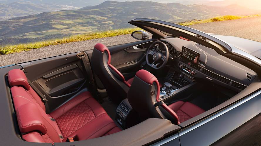Audi S5 F5 8W6 facelift 2020 cabrio zadní sedadla