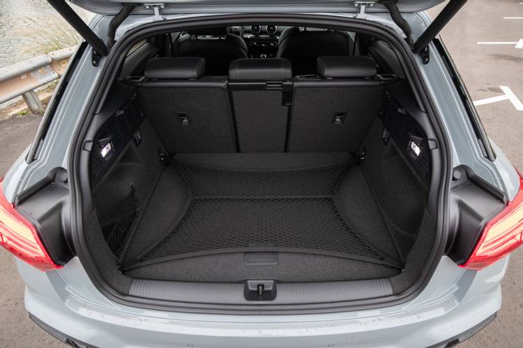 Audi Q2 facelift 2020 bagageira