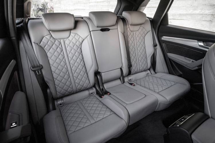 Audi Q5 FY 80A 2016 rear seats