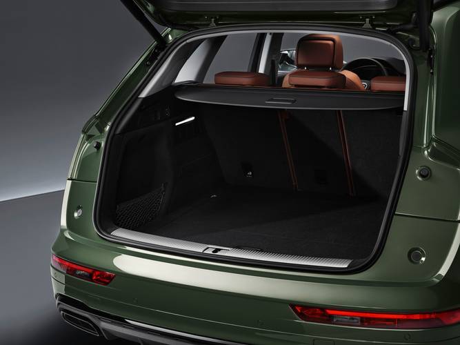 Audi Q5 FY 80A facelift 2020 bagażnik