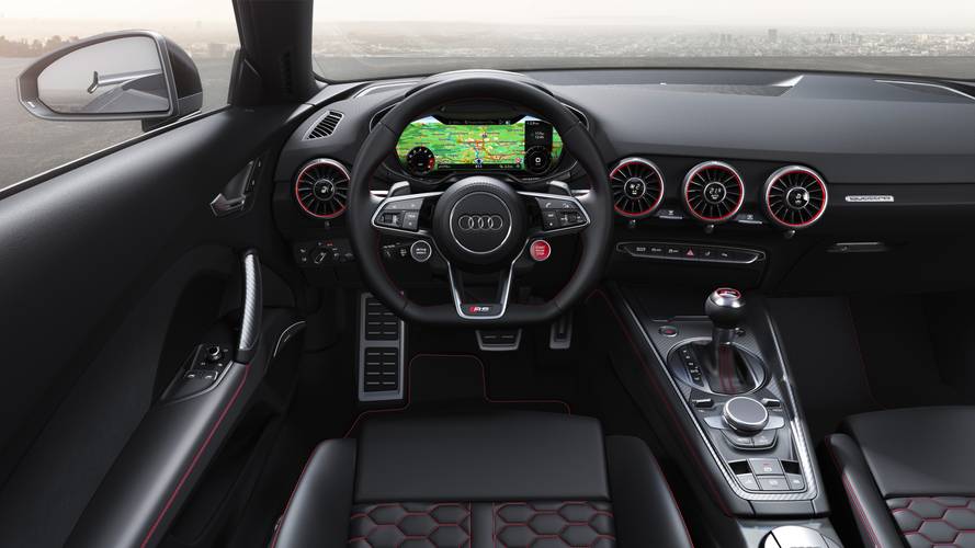 Interno di una Audi TT RS FV 8S facelift 2018