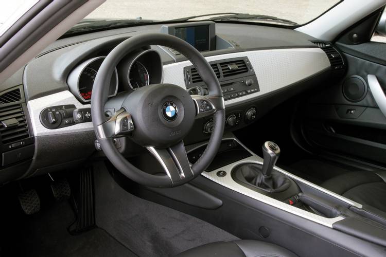 BMW Z4 E86 facelift 2006 interiér