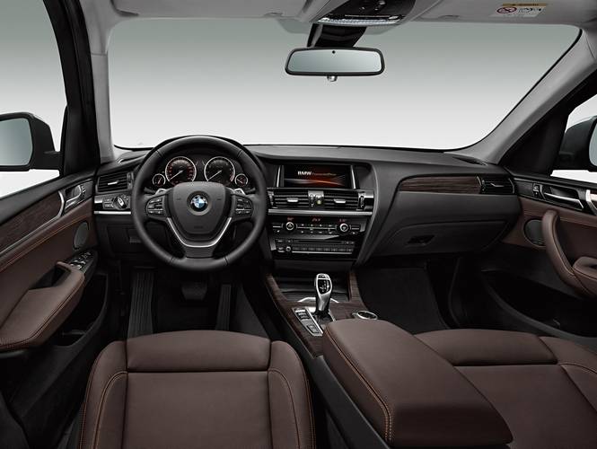 BMW X3 F25 facelift 2014 interiér