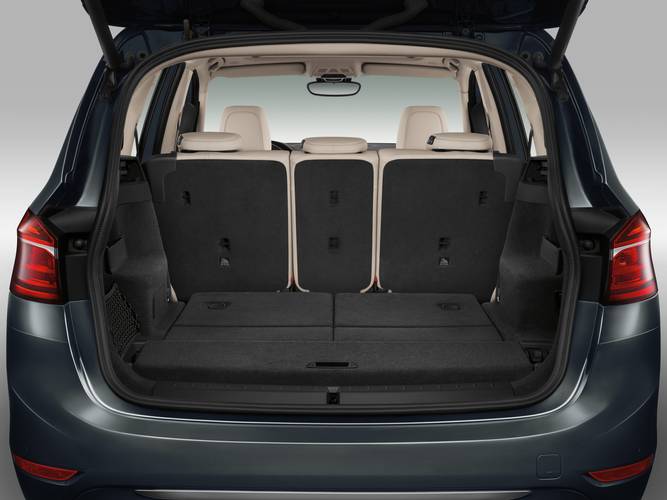 BMW 2 F46 Gran tourer 2015 rear folding seats