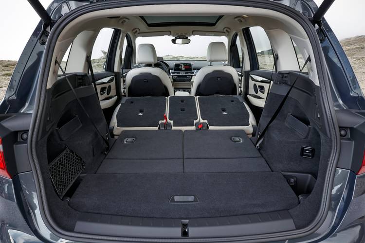 BMW 2 F46 Gran tourer 2015 bagageruimte tot aan voorstoelen