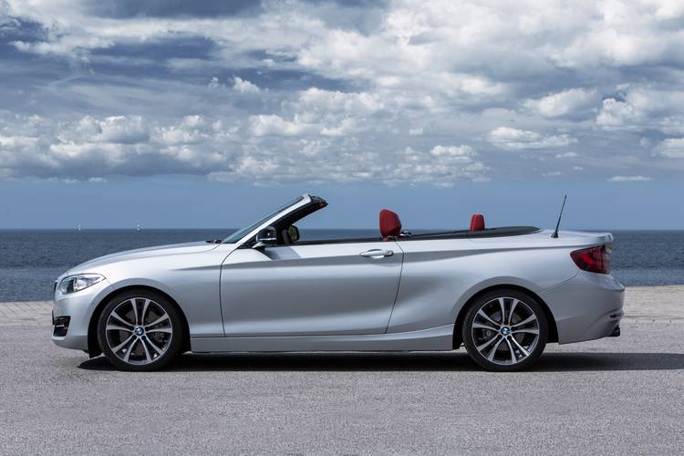 BMW 1 F22 2014 kabriolet