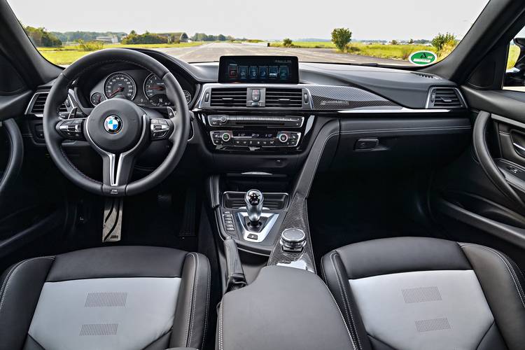 BMW M3 F80 facelift 2016 interieur
