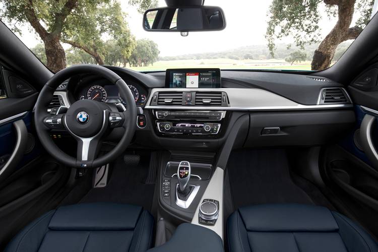 BMW 4 F32 facelift 2017 interiér