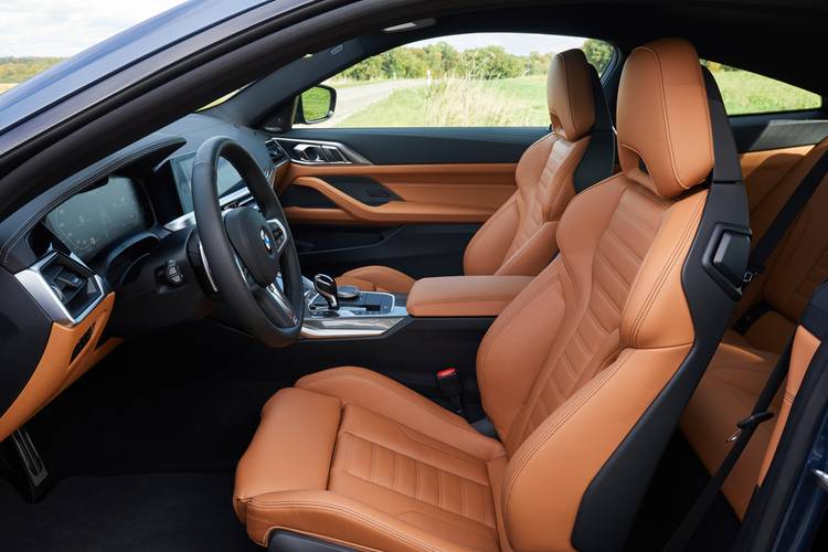 BMW 4 G22 2020 přední sedadla