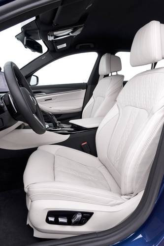 Banquette arrière de la BMW 5 G30 facelift 2020