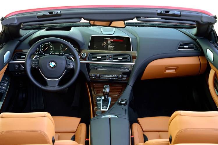 BMW 6 F12 facelift 2015 intérieur