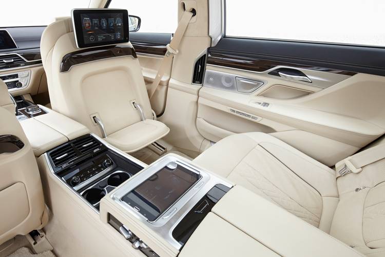 BMW 7 Long G11 2016 rear seats