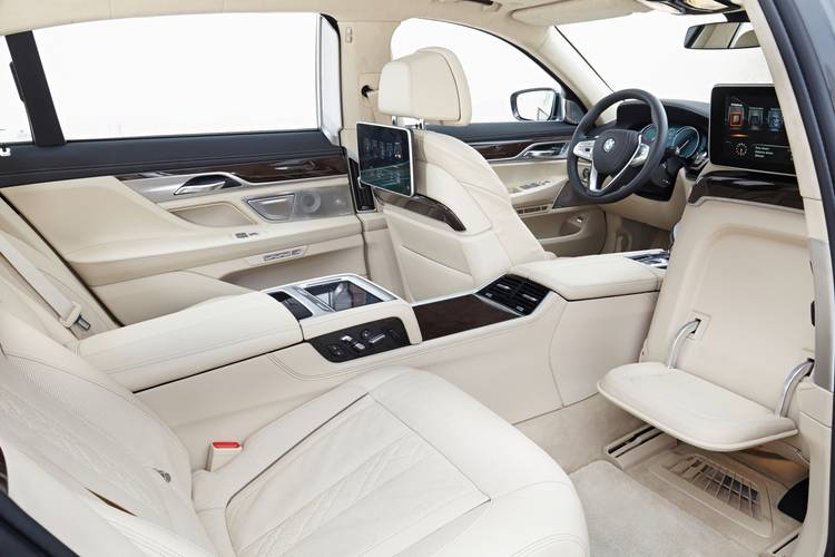 Banquette arrière de la BMW 7 Long G11 2015