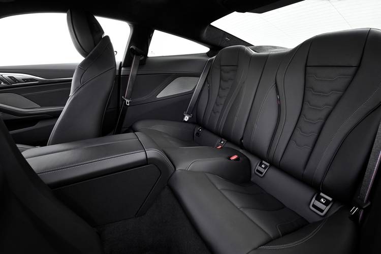 Banquette arrière de la BMW 8 G15 2018