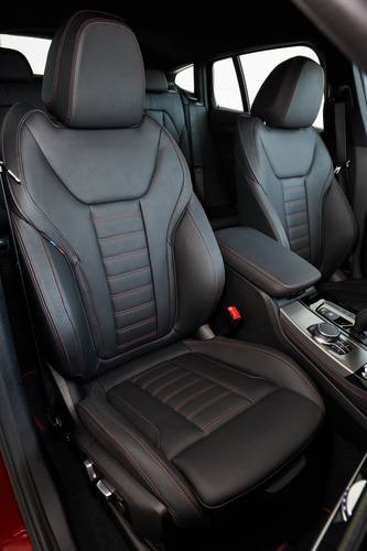 BMW X4 G02 2018 asientos delanteros
