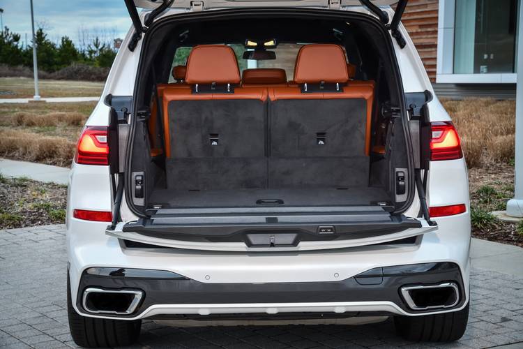 BMW X7 G07 2018 bagażnik