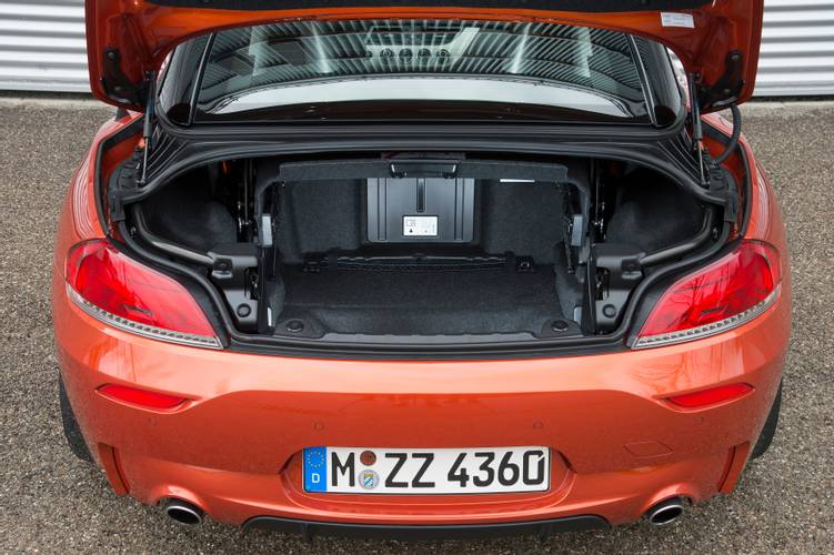 BMW Z4 E89 facelift 2013 kufr