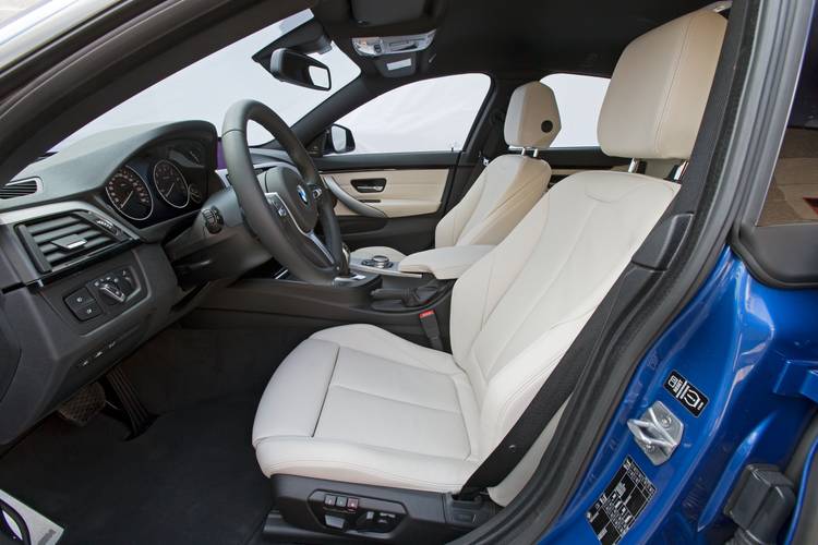 BMW 4 F36 Gran Coupe 2014 przednie fotele
