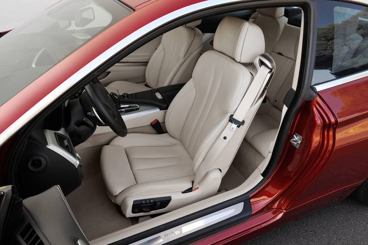 BMW 6 F13 Coupe 2011 front seats