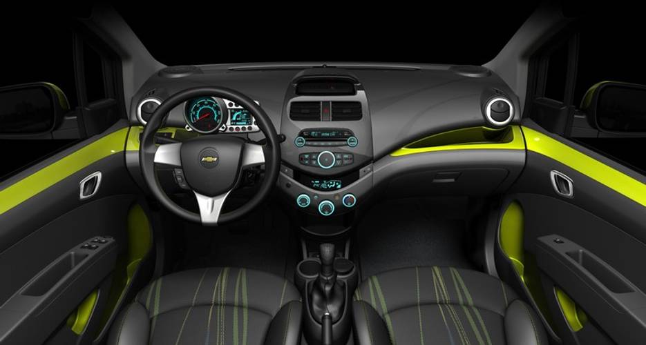 Interno di una Chevrolet Spart M300 2010