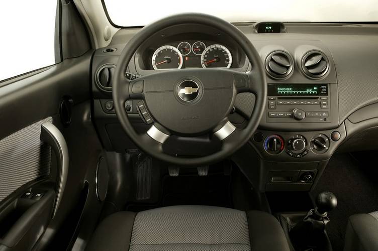 Chevrolet Aveo T250 2009 intérieur