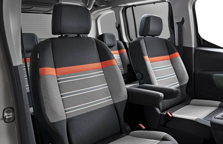 Citroen Berlingo K9 2018 front seats