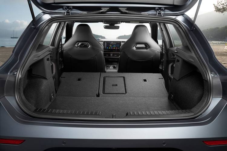 Cupra Leon 2021 rear folding seats