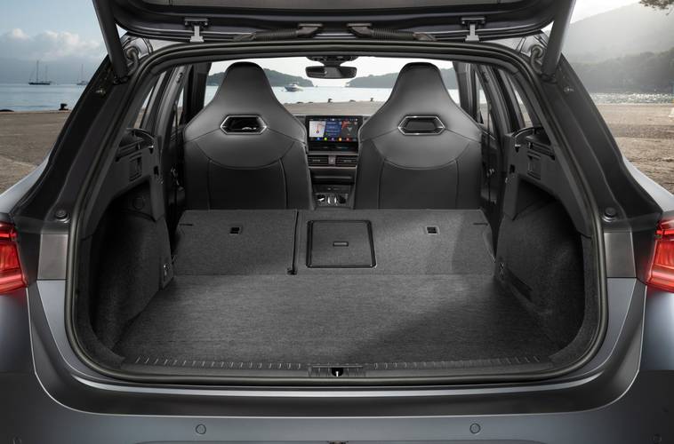 Cupra Leon KL8 Sportstourer 2021 rear folding seats