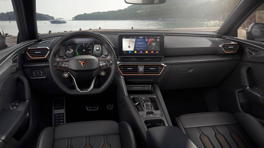 Interno di una Cupra Leon Sportstourer 2020