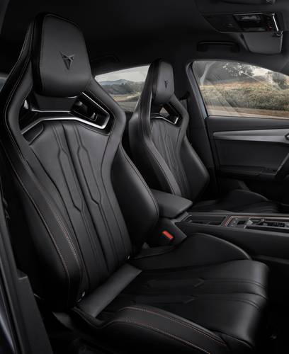 Cupra Formentor KM6 2021 front seats