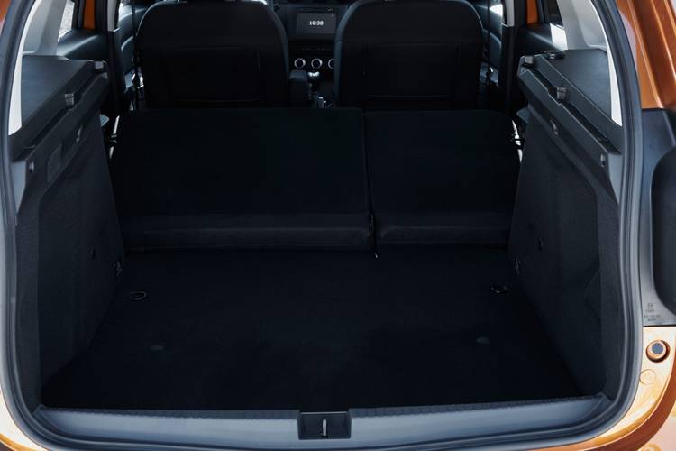 Dacia Duster HM 2017 bagageruimte tot aan voorstoelen