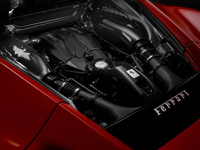 Ferrari F8 Tributo F142MFL 2019 moteur