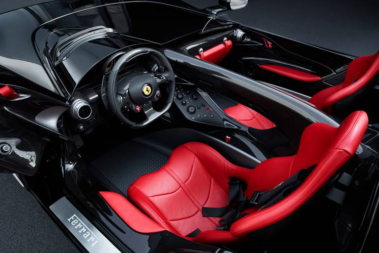 Ferrari Monza SP2 2019 intérieur