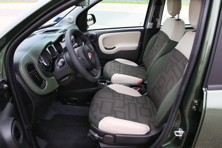 Fiat Panda 319 2014 front seats