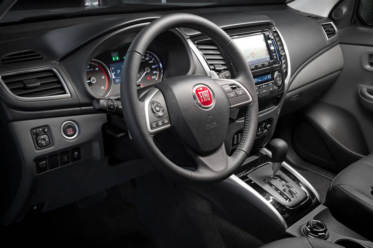 Interno di una Fiat Fullback 2016