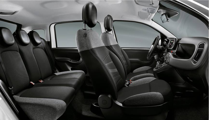 Fiat Panda 319 facelift 2020 asientos traseros