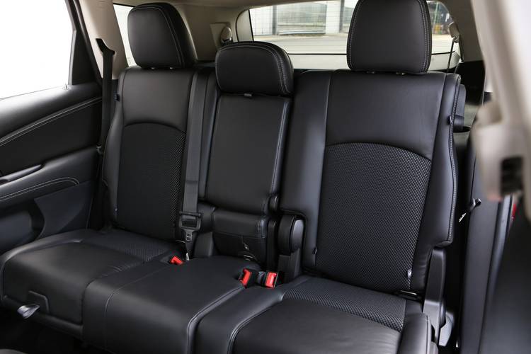 Fiat Freemont JC 2012 rear seats