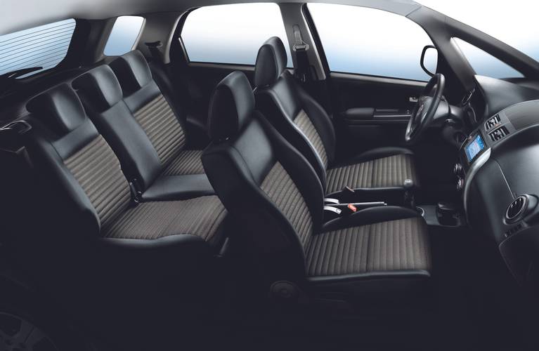 Fiat Sedici Facelift 2010 front seats