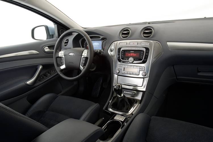 Ford Mondeo 2007 interior