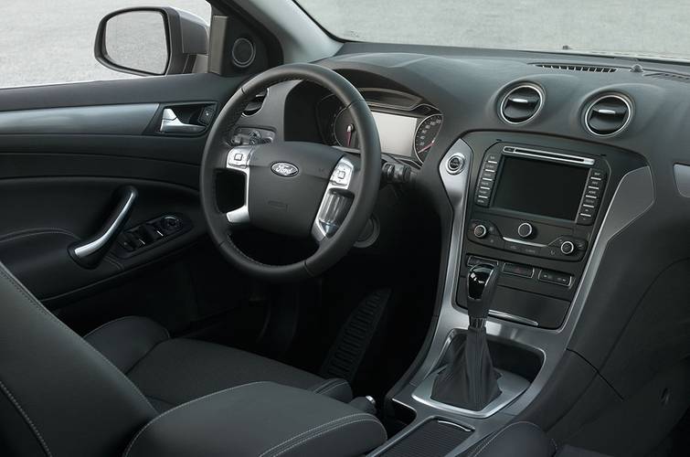 Ford Mondeo CD345 Facelift 2010 interieur