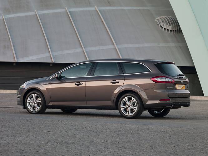 Ford Mondeo CD345 Facelift 2012 station wagon
